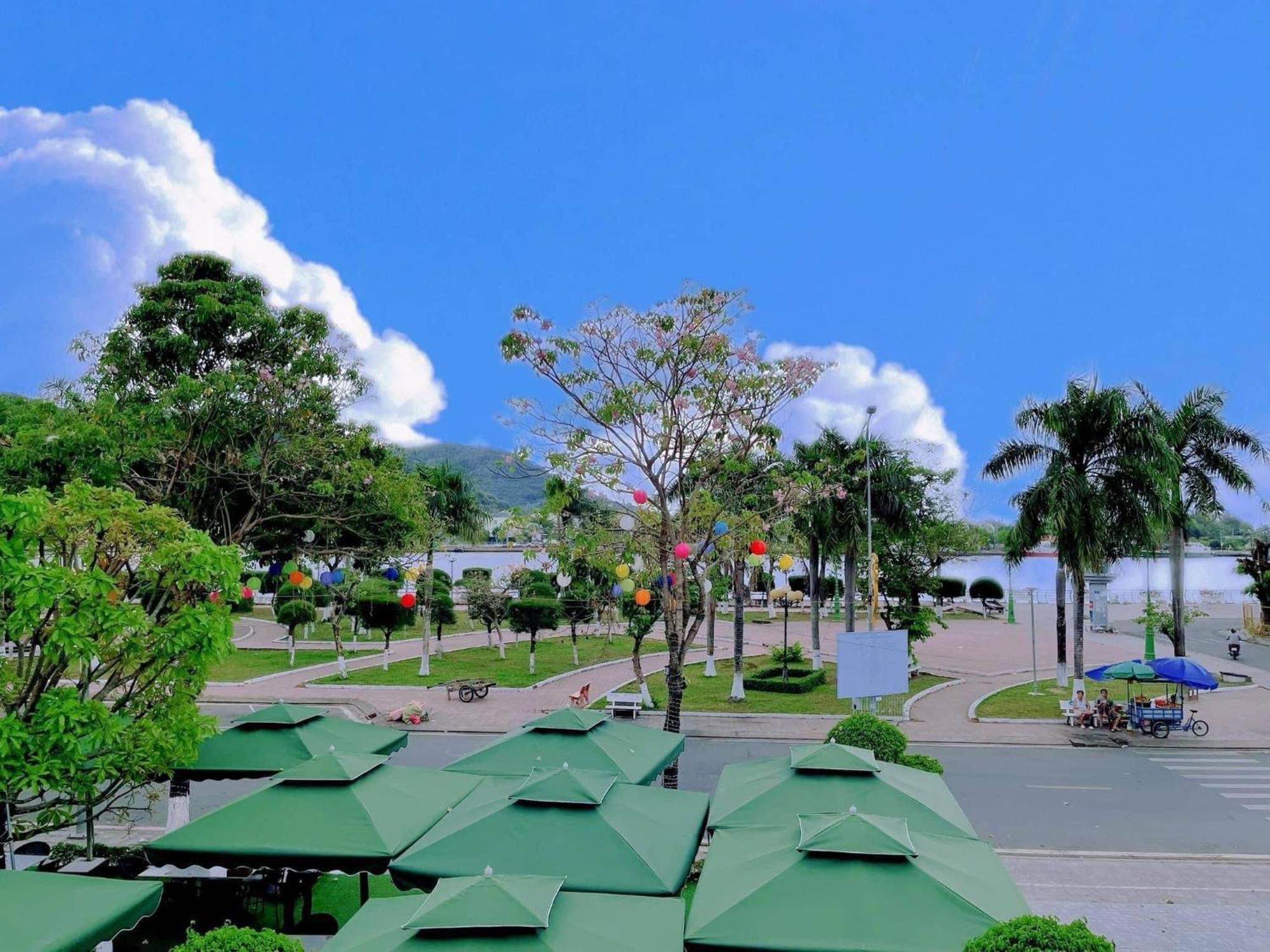 Sai Gon Ha Tien Hotel Exterior photo