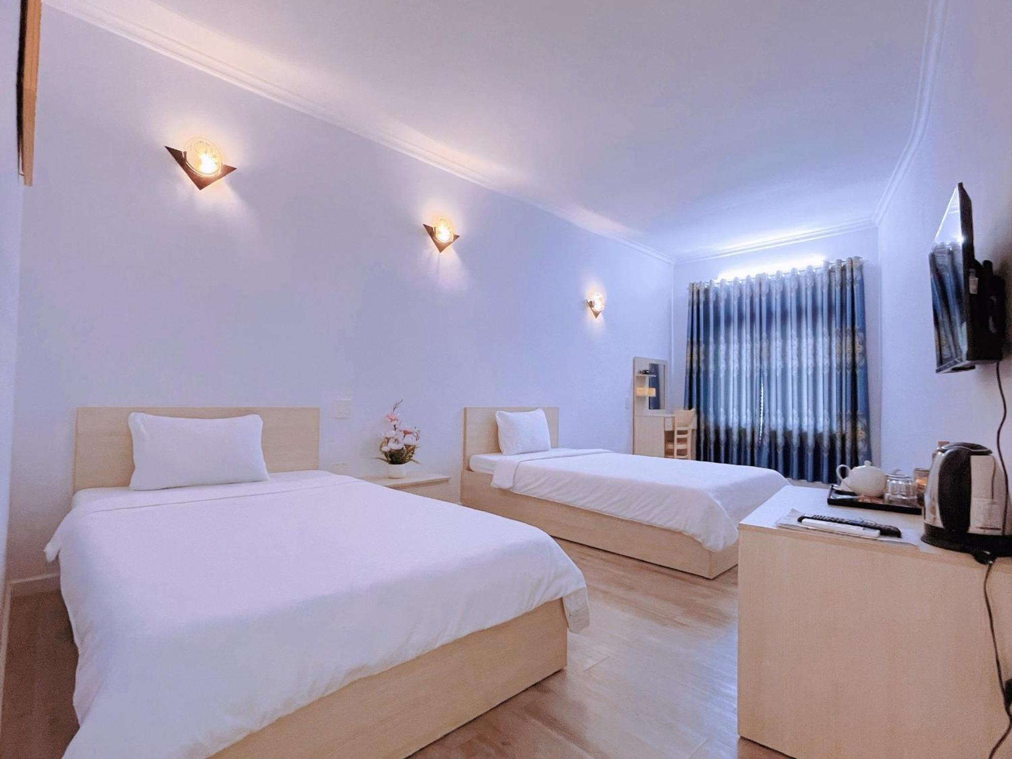 Sai Gon Ha Tien Hotel Exterior photo